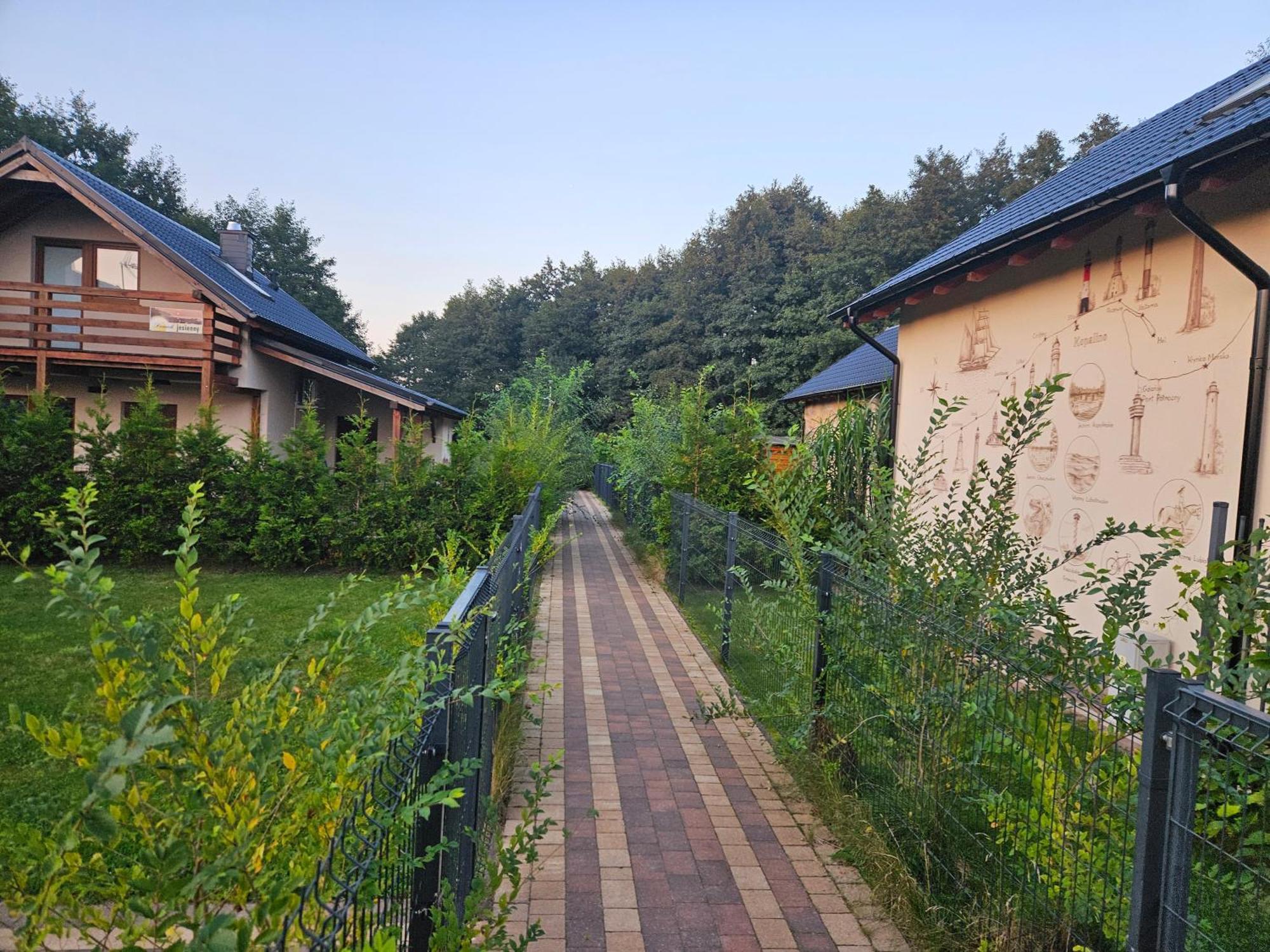 Osada Cztery Pory Roku - Dom Jesien Kopalino Exterior foto