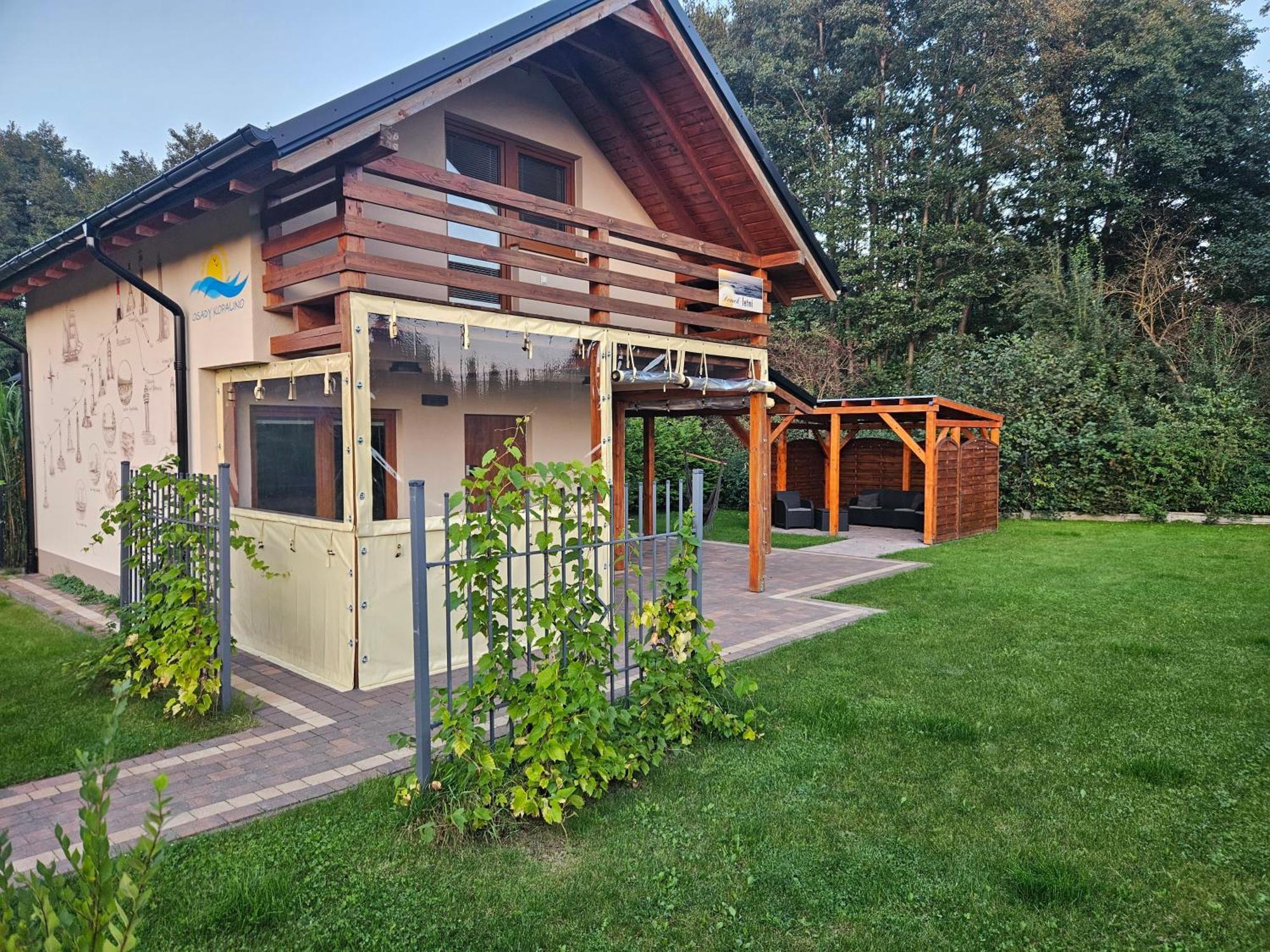 Osada Cztery Pory Roku - Dom Jesien Kopalino Exterior foto